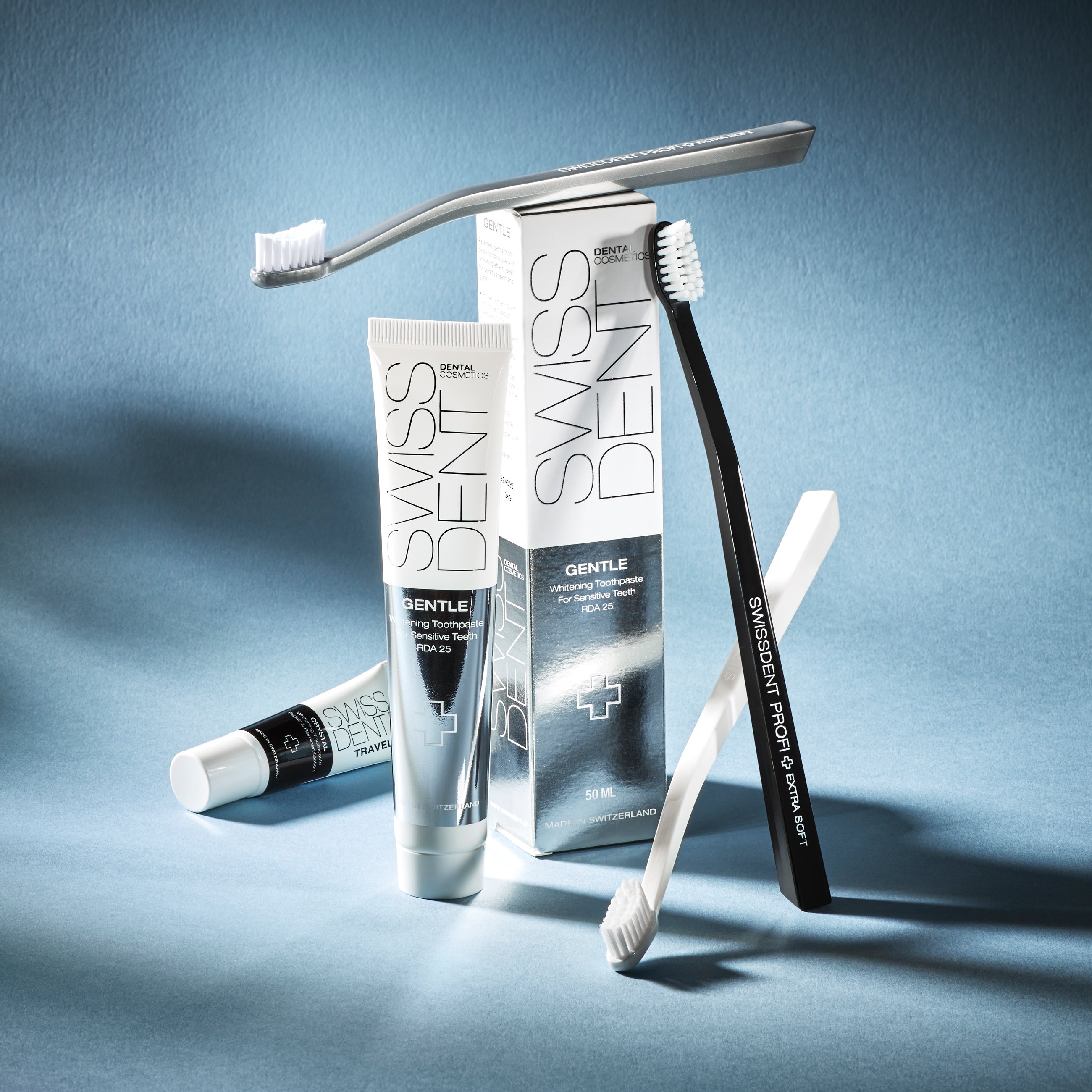 Švelniai balinanti dantų pasta jautriems dantims SWISSDENT GENTLE, 100 ml