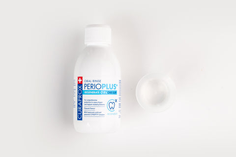 CURAPROX PERIOPLUS+ REGENERATE antibakteriāls mutes skalojamais līdzeklis ar 0,09 % hlorheksidīna, 200 ml